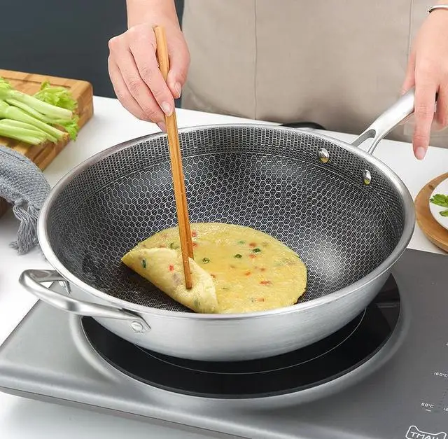 Professional modern honeycomb stainless kitchen non-stick coating wok