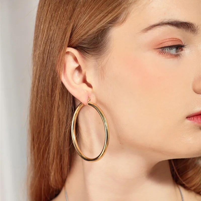 European and American fashion best-seller simple round smooth ear ring electroplating18KGold earrings factory wholesale