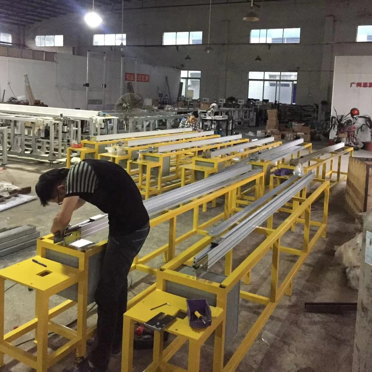 STEC лидер продаж инструмент для слепых лент машина производства