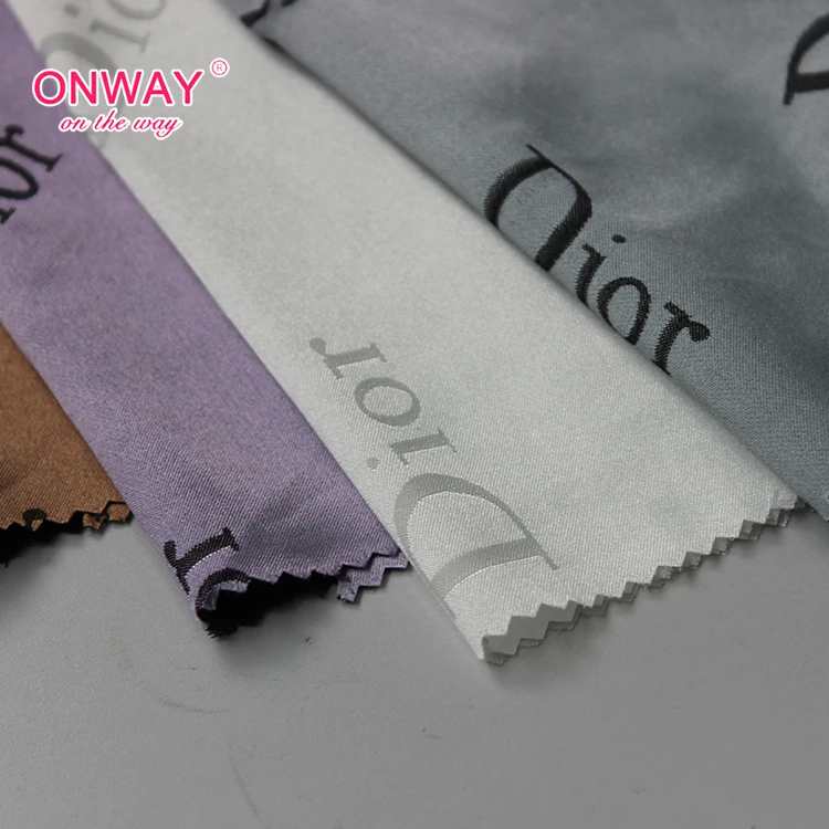 Конкурентоспособная цена популярный индивидуальный логотип тканая шифоновая жаккардовая ткань для одежды