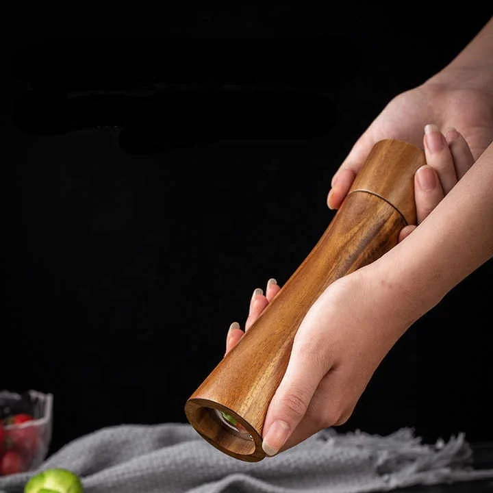 Wholesale Wood Pepper Grinder Spice Grinder with Adjustable Coarseness Acacia Wood Salt and Pepper Mill Set for home kitchen