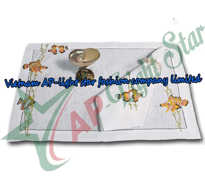 THE BEST SELLER EMBROIDERED NAPKINS FOR HOTELS