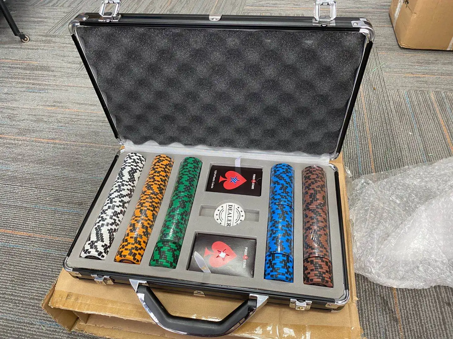 300 штук с 2 игральные карты Casino Chips в форме фишек Казино алюминиевый корпус набор покерных фишек