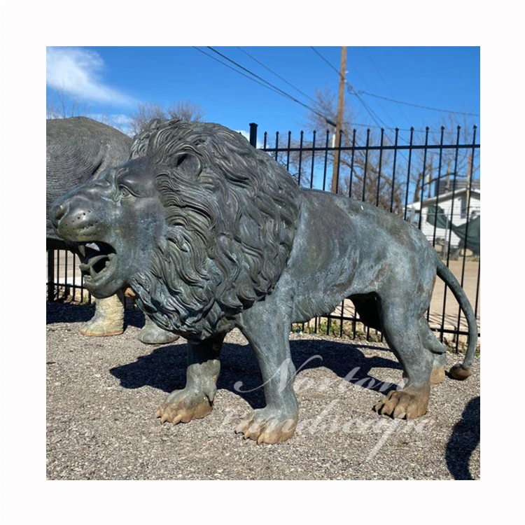 Custom Large Hand Carved Antique Bronze Lying Lion Statue Outdoor Square used brass sculpture