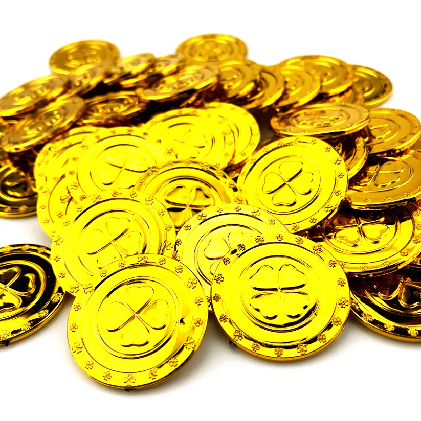 Новые пластиковые зеленые и позолоченные монеты на удачу в честь Дня Святого Патрика