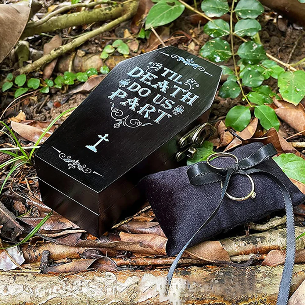 Creative Halloween Wedding box coffin shaped packaging wooden box Small Black Wood Coffin Ring Box