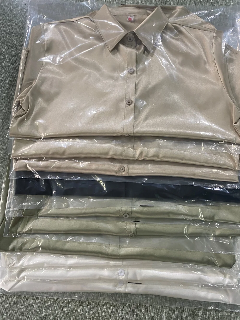 YiXin Blouses For Womens 2022 Plain Long Sleeve Silk Satin Blouse For Women Office Business Casual White Blouse Women