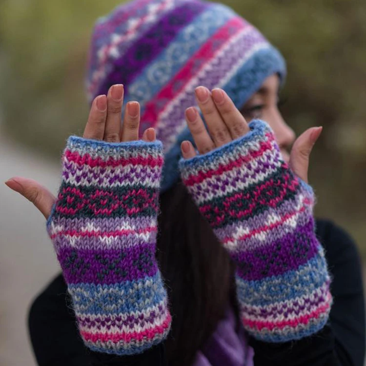 
Hand Knit Mitten Gloves Pink Color with Purple Flower Patchwork Woolen Gloves 