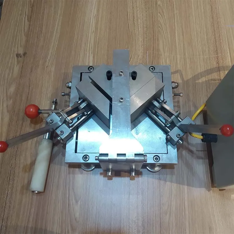 Portable manual refrigerator door gasket welding machine