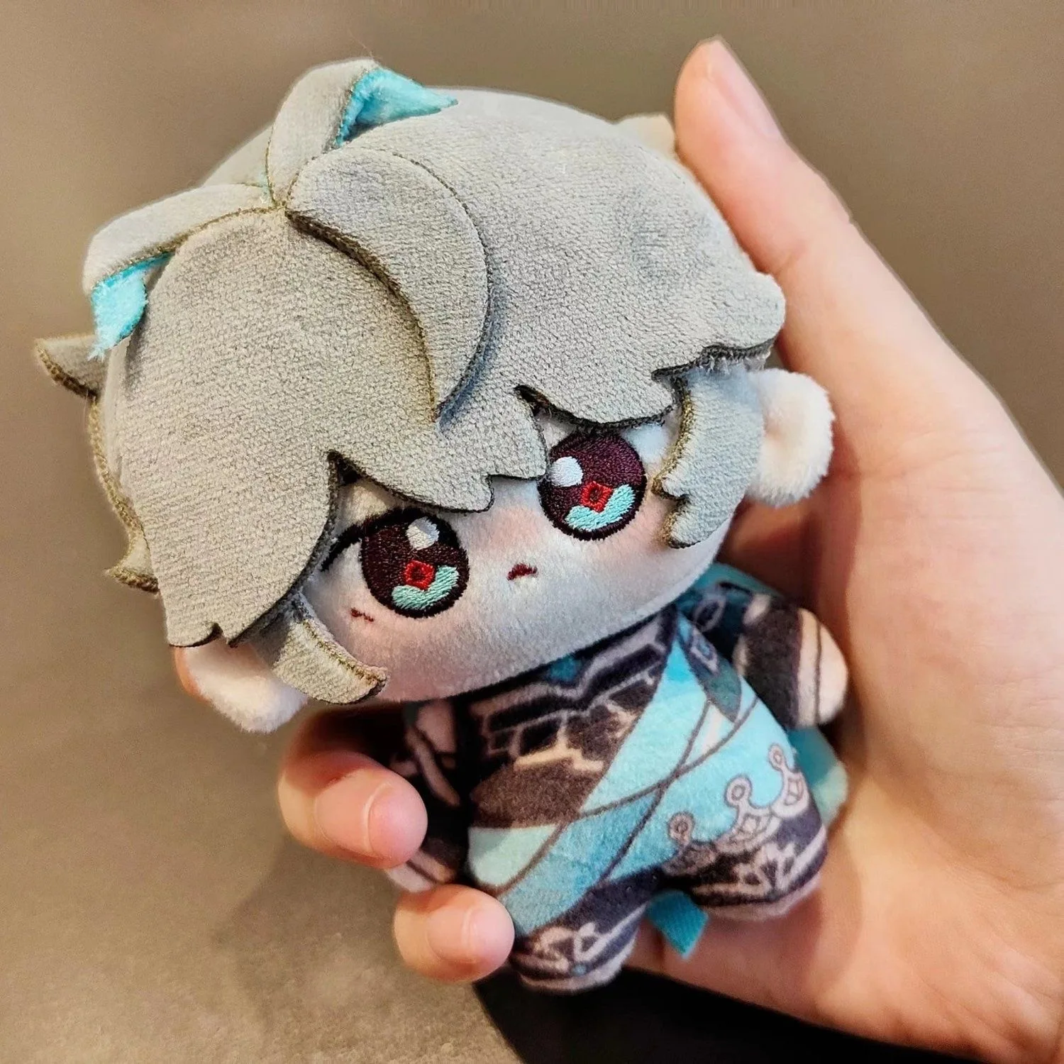 Custom Plushie Manufacturer 10cm Keychain Plush Doll Custom Kpop Idol Soft Toy Cotton Doll