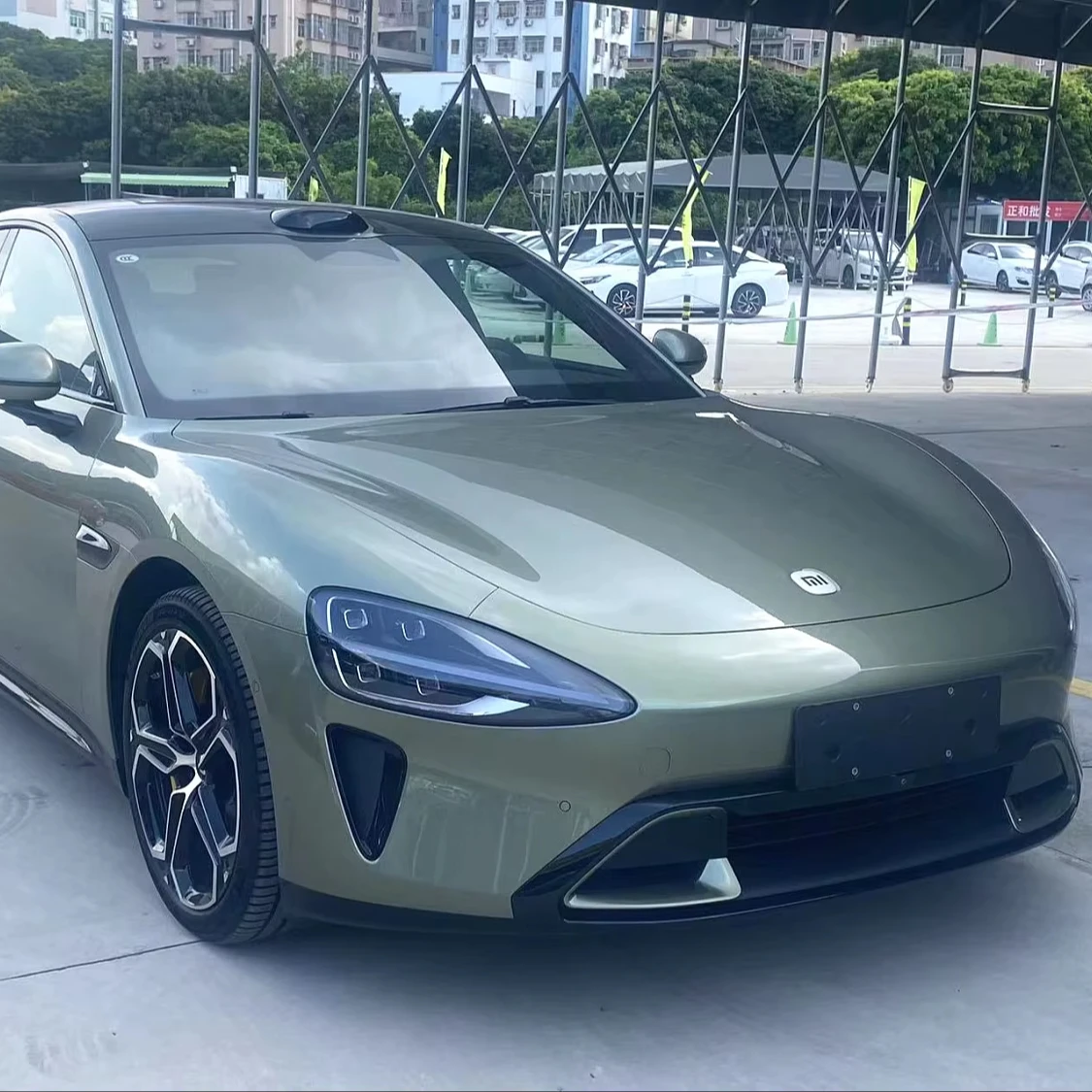 2024 б/у Xiaomi SU 7 830 км задний привод Супер длинная выносливость высокого класса Smart Driving Pro дешевые автомобили электромобиль цена