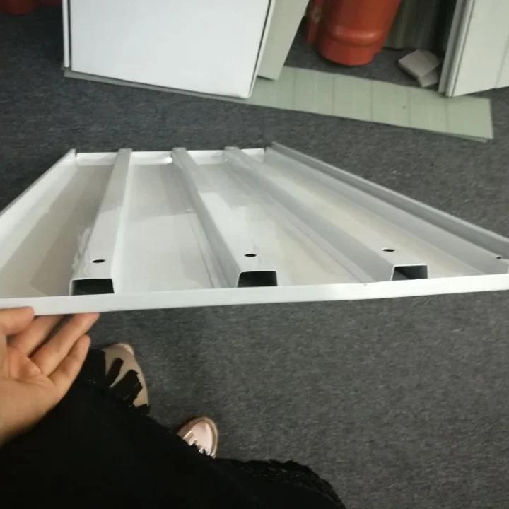 Customized OEM 0.75-0.9mm Galvanized Steel Shelves Pallet Rack Support Hat Channel Roll Forming Machine