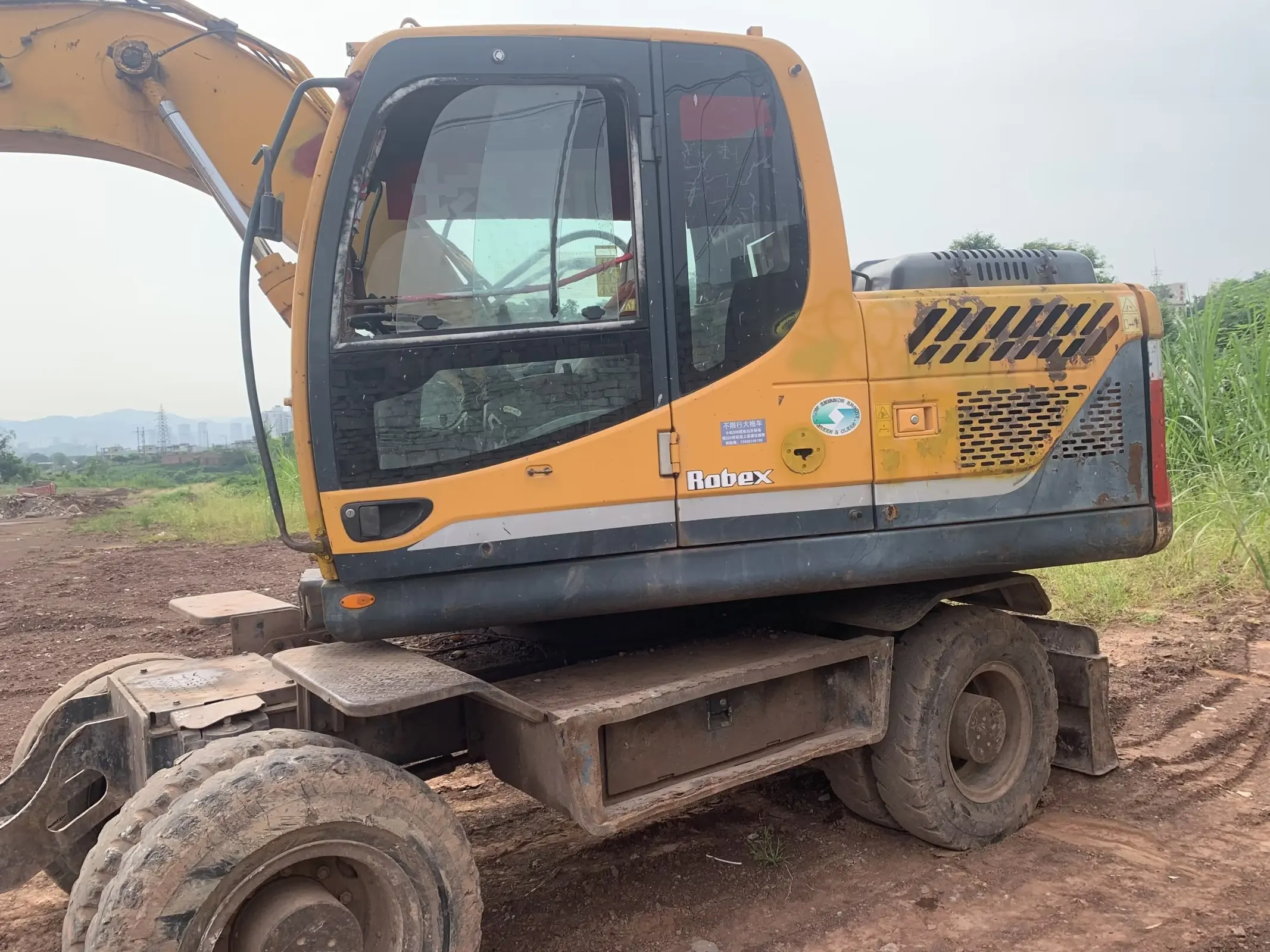 Great Condition Used Excavator HYUNDAI 150 210 Used Hydraulic Digger Crawler Excavators 20 T With Low Price For Sale