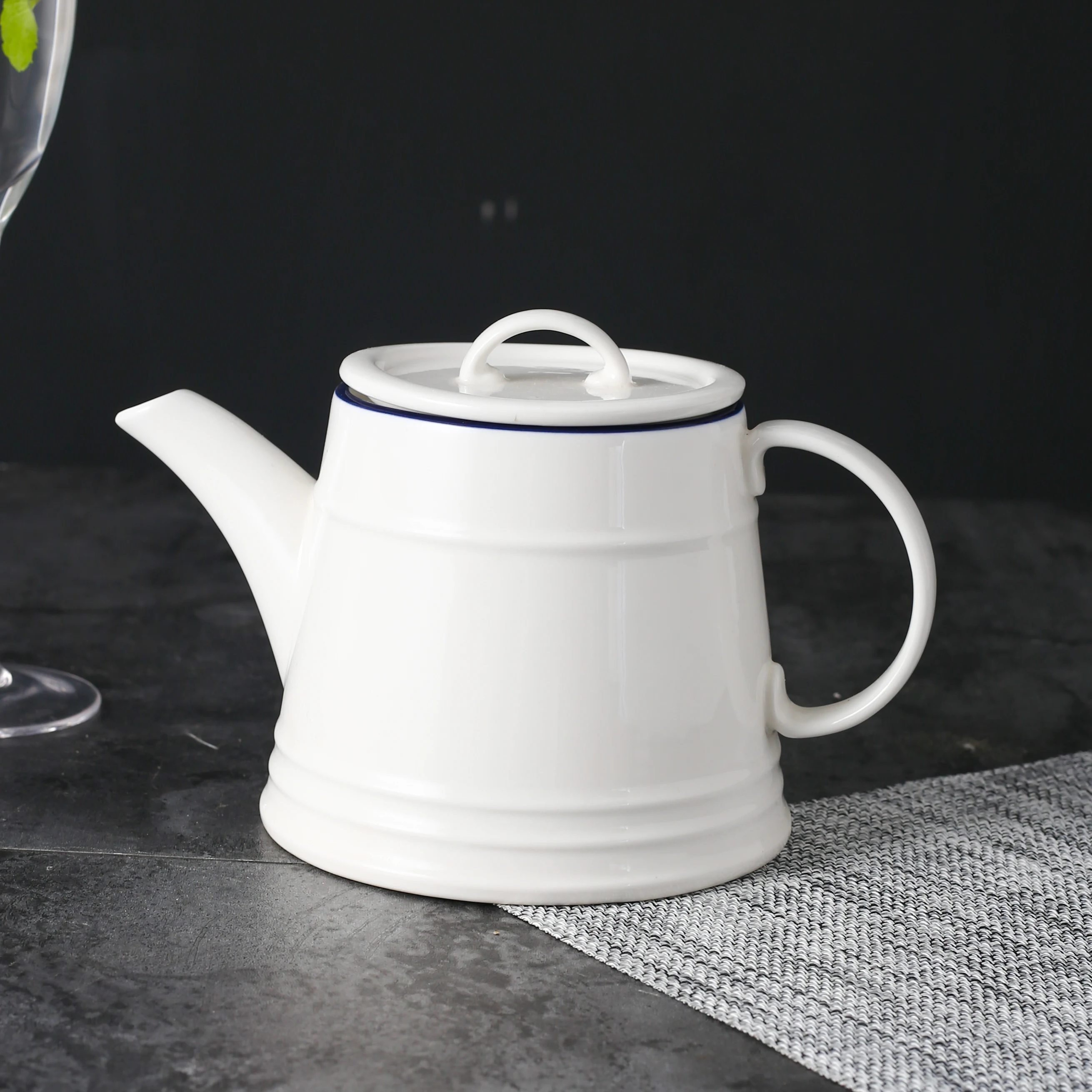 Classic enamel design American pastoral style grace blue line hand painted ceramic tea set white coffee set porcelain