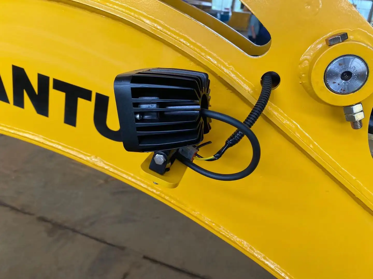 China Shantui CE High-precision Pilot Operation SE17SR 1.8 Ton Small Digger Machine Hydraulic Mini Crawler Excavator India Price