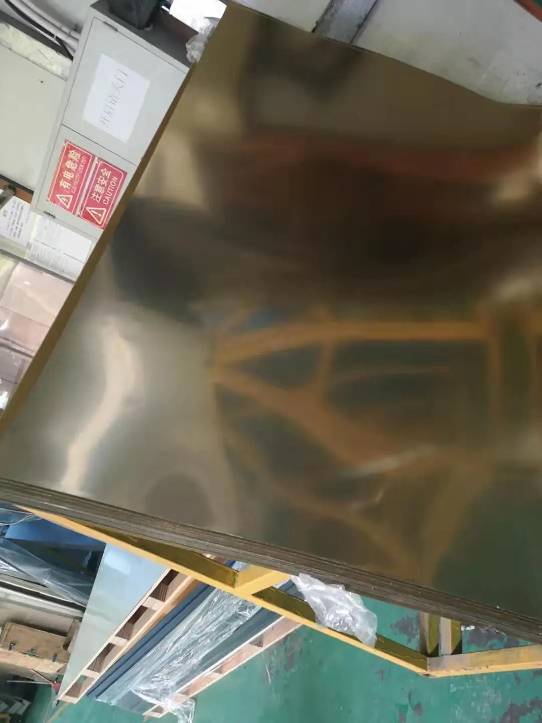 Factory Price Adhesive 1mm Silver Mirror Acrylic Sheet PMMA Mirror 4ft*8ft