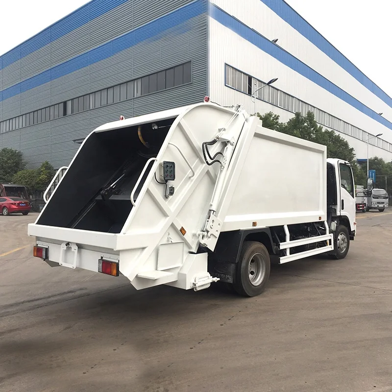 1SUZU ELF 4x2 Garbage Compactor Truck 7CBM Rear Loading Compression Garbage Truck for Sale