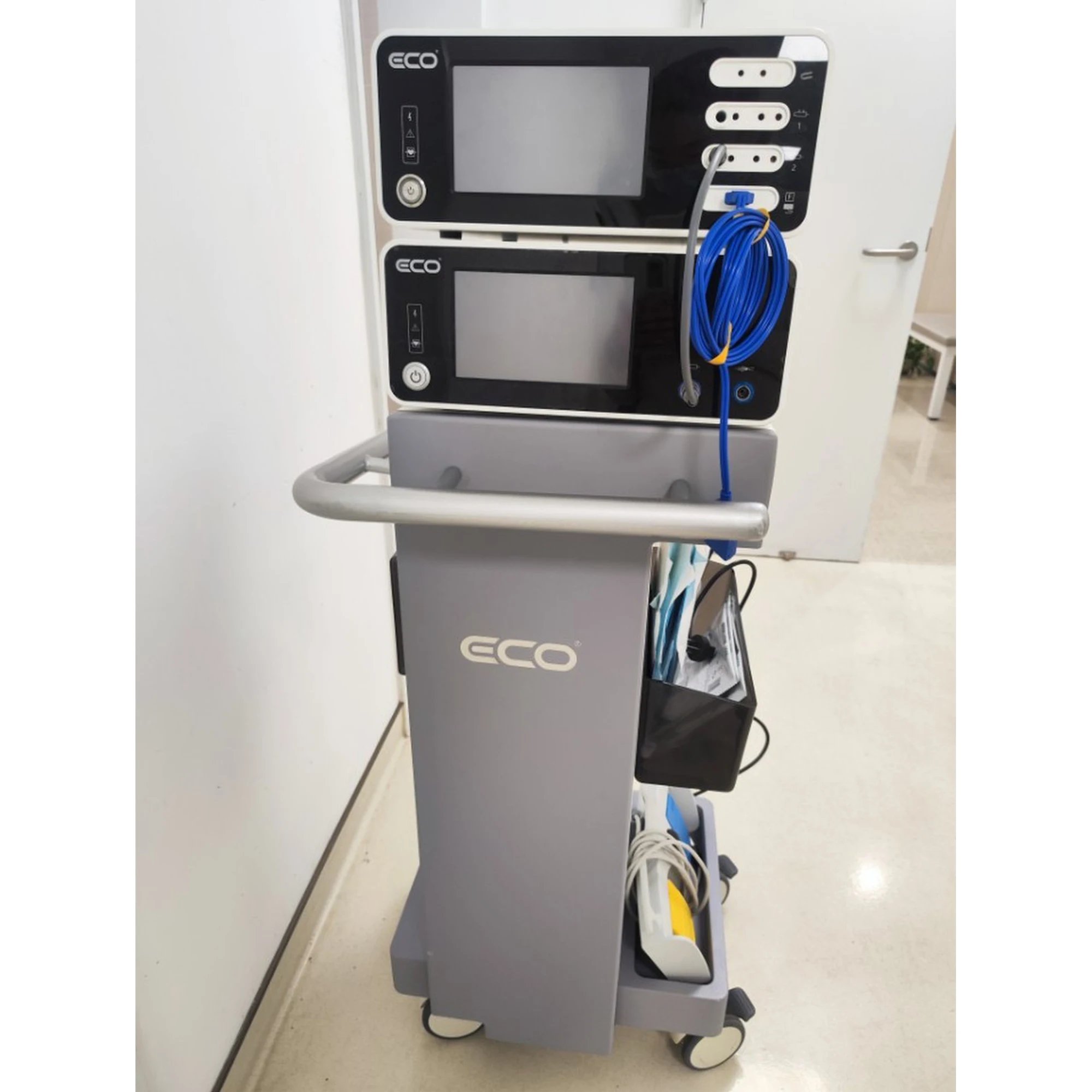 Argon plasma coagulation unit with electrosurgical generator argon beam coagulator