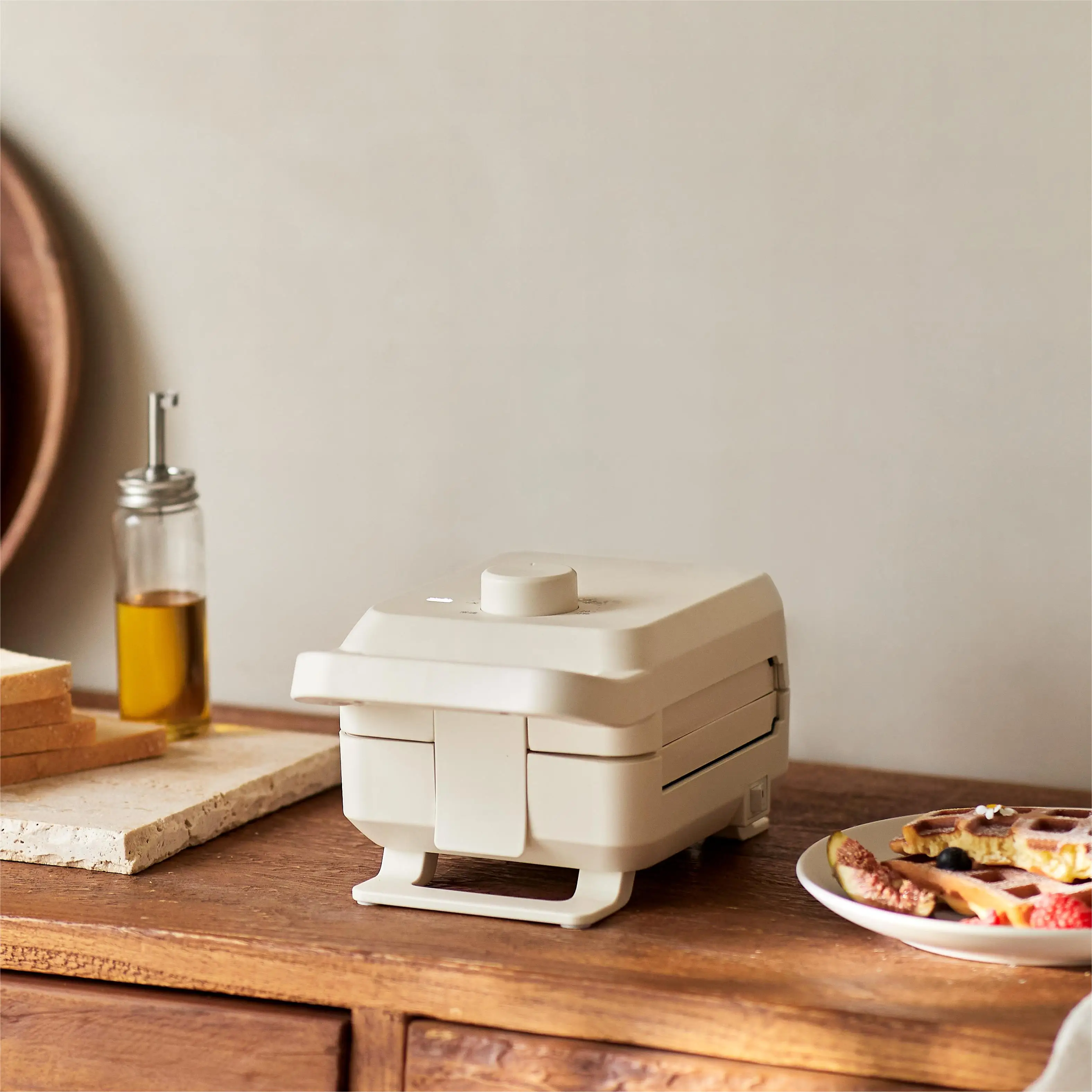 Hot Sale Portable Electric Sandwich Maker Timed Waffle Maker Toaster Baking Breakfast Machine