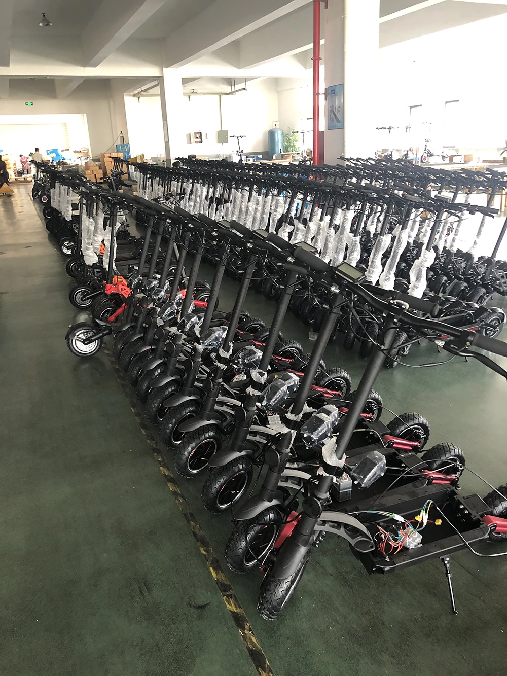 Kugoo kugo electric g booster g-booster pro 50km 2000w Camurluklar 4 g EU UK Warehouse Stock Drop shipping Electric scooter