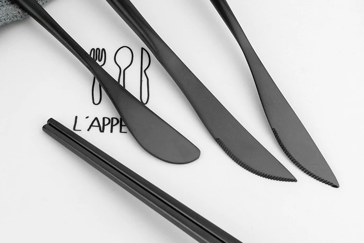 
Hot Selling Back Titanium Plated Cutlery Stainless Steel Flatware Set Table Spoon Fork Knife Silverware for Hotel Wedding 