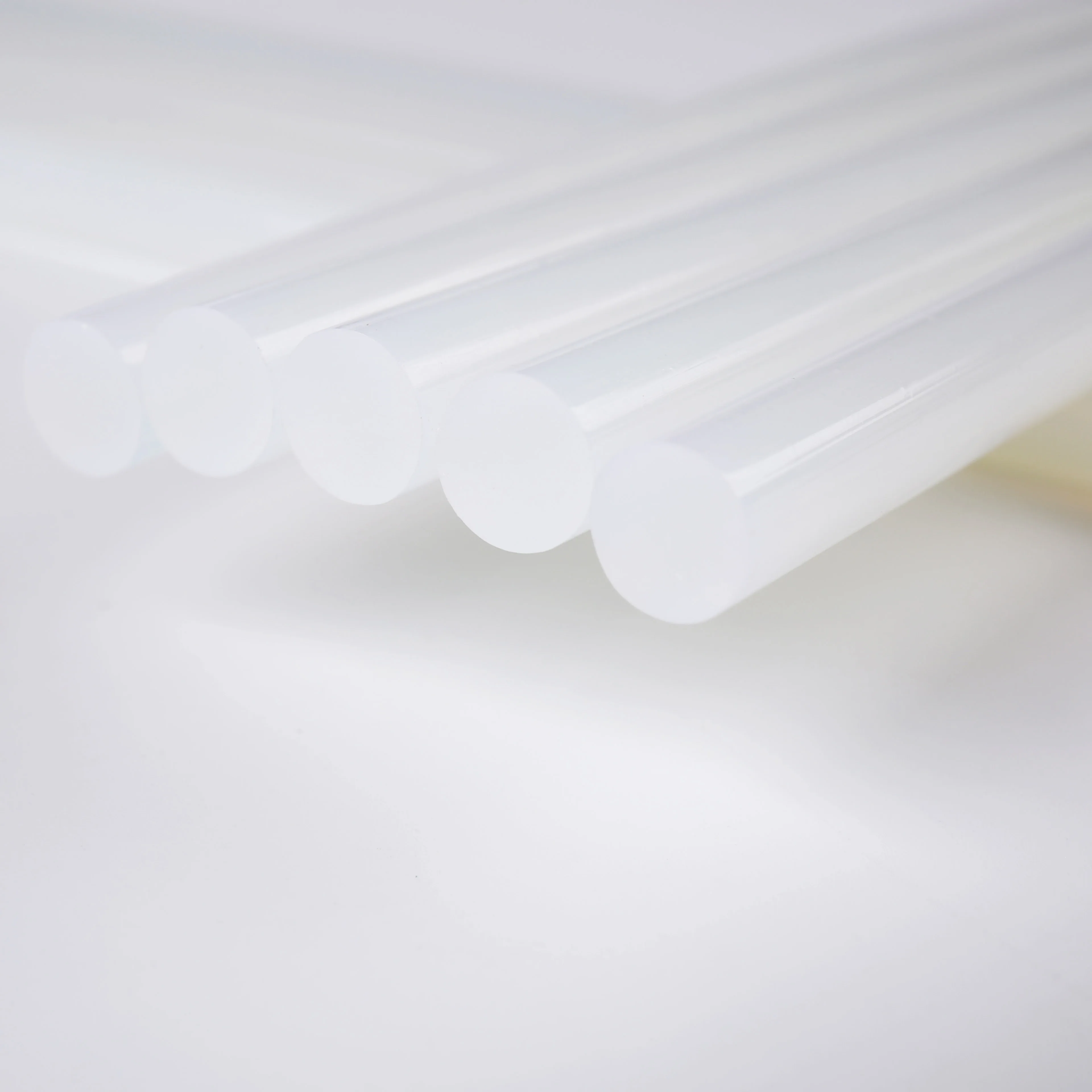 Factory wholesale nice quality translucent 11*300mm hot melt glue sticks
