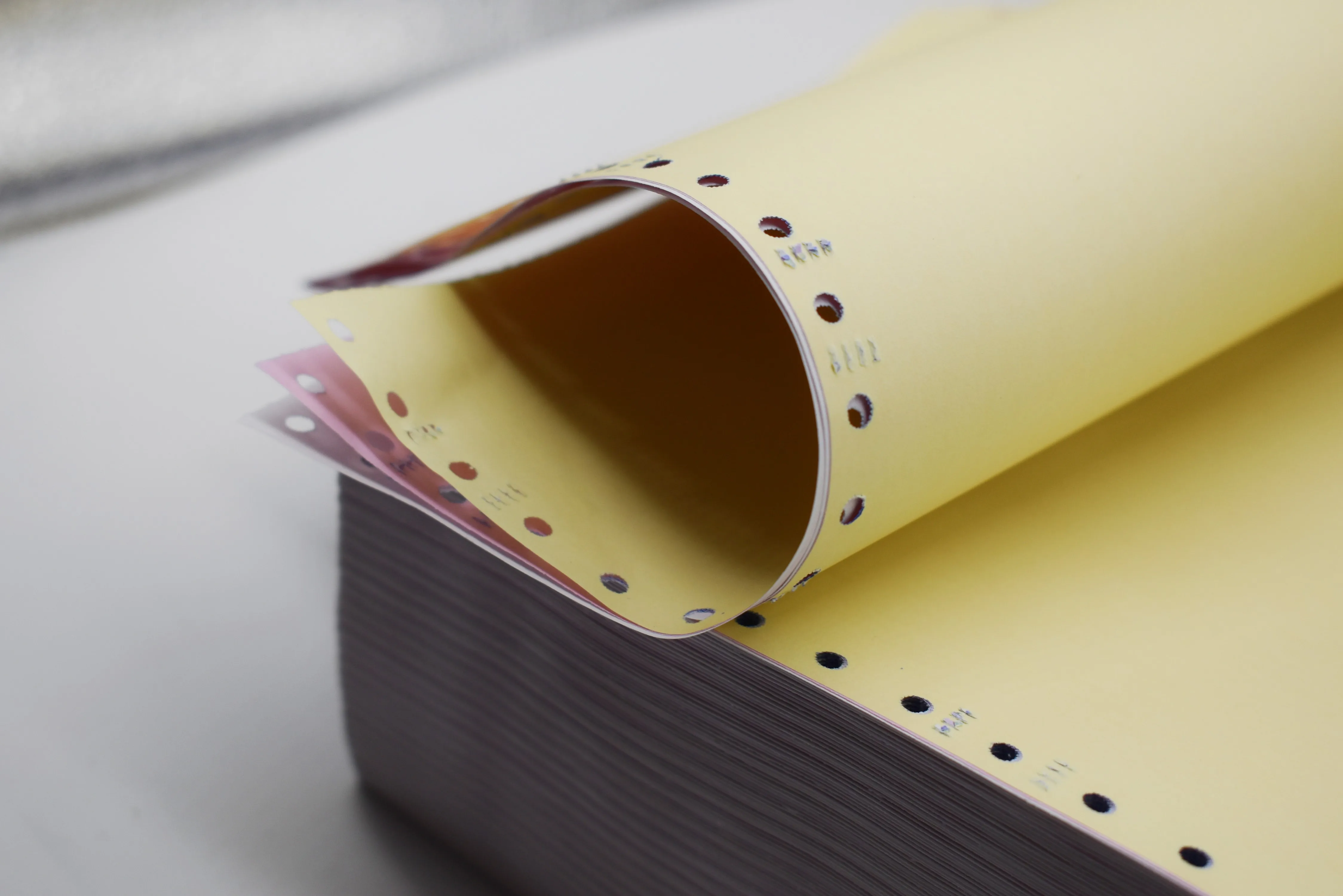 Preimum Manufacturer Continuous Carbonless Computer Paper Form NCR Printing Office Invoice Paper