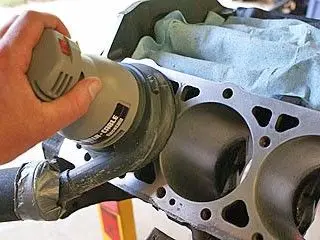 Hot sale electro coated brown-red 5inches with 6 holes aluminum oxide abrasive hook and loop sanding disc for wood, metal, wall