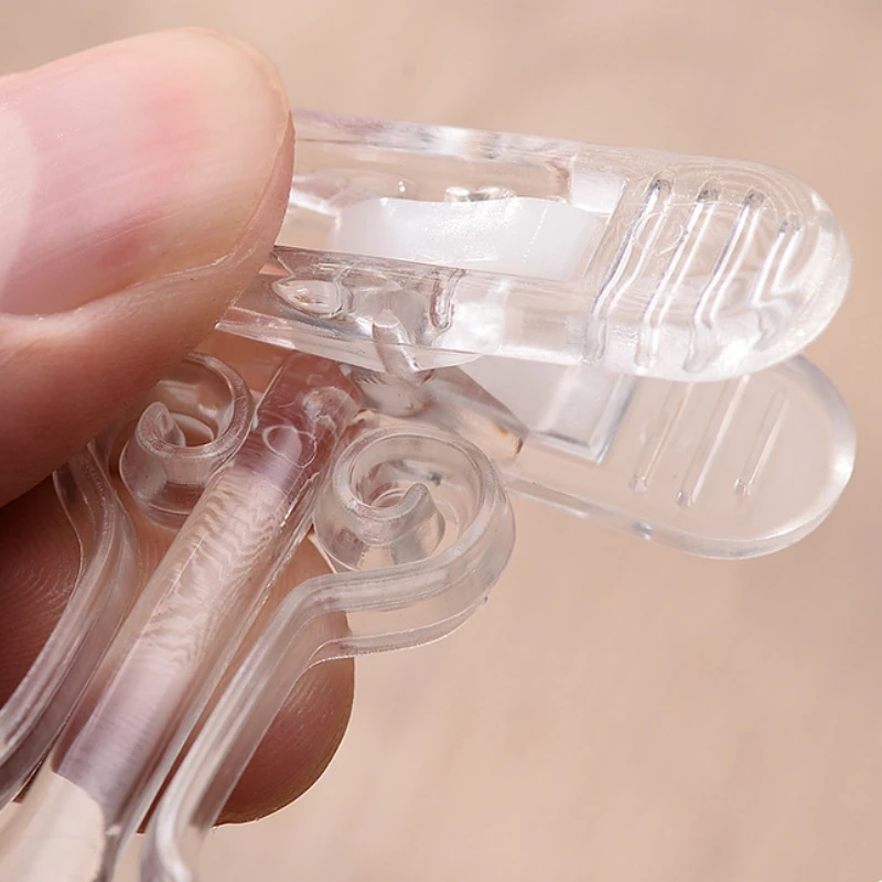 FF2400 Custom Plastic Transparent Underwear Hangers Lingerie Shop Display Hanger with Clips Clothes Underwear Bra Rack