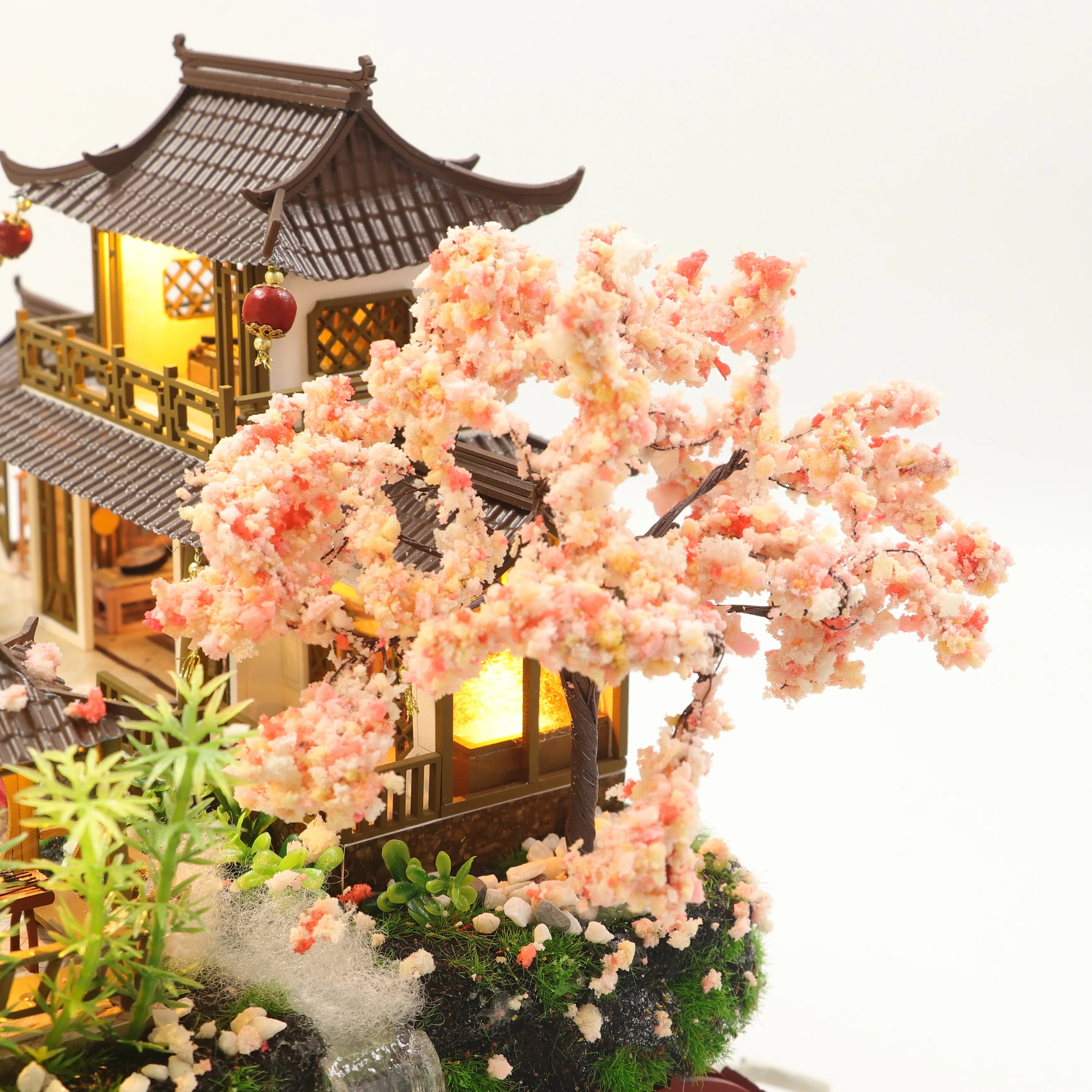 Hongda classical Chinese villa style handmade diy wooden dollhouse miniature dollhouse with light and music