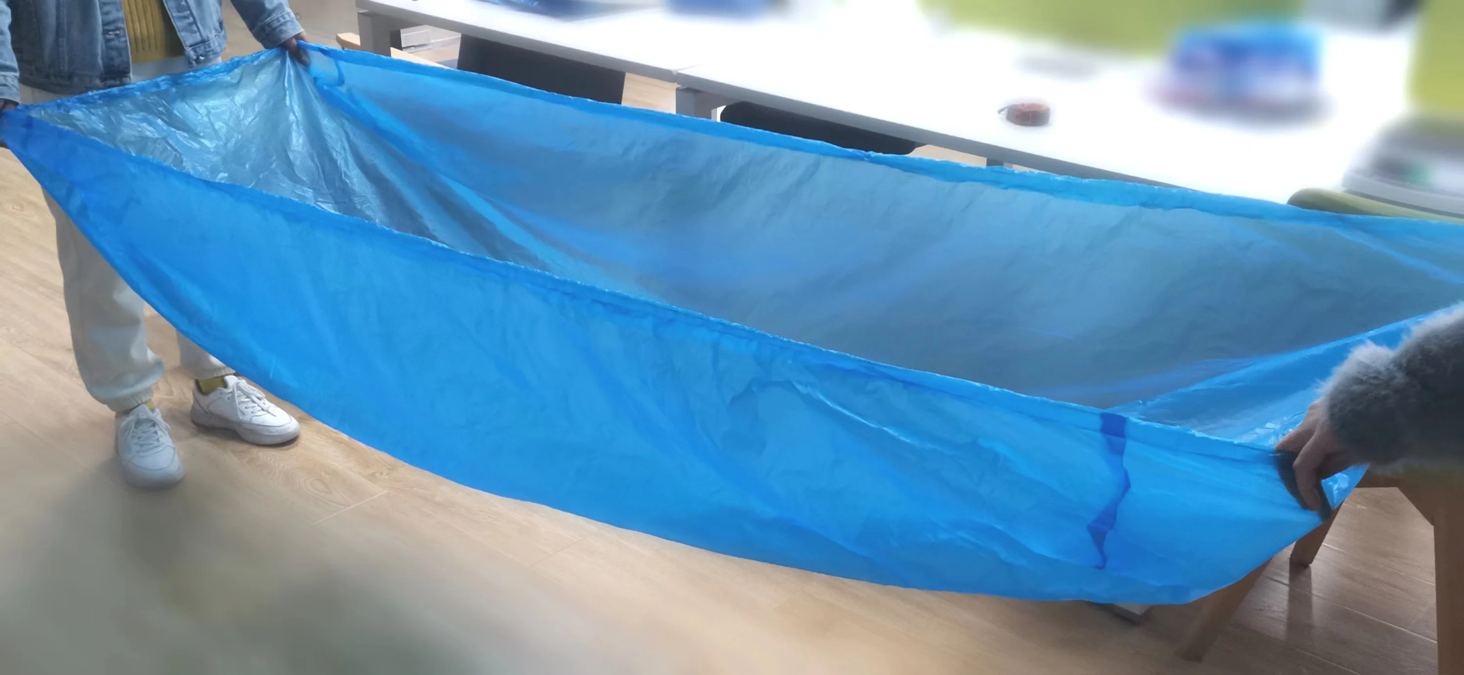 Hot Sale Factory Disposable  CPE  Roll Protective  Hospital Travel Spa Bedsheet With Elastic Cover band