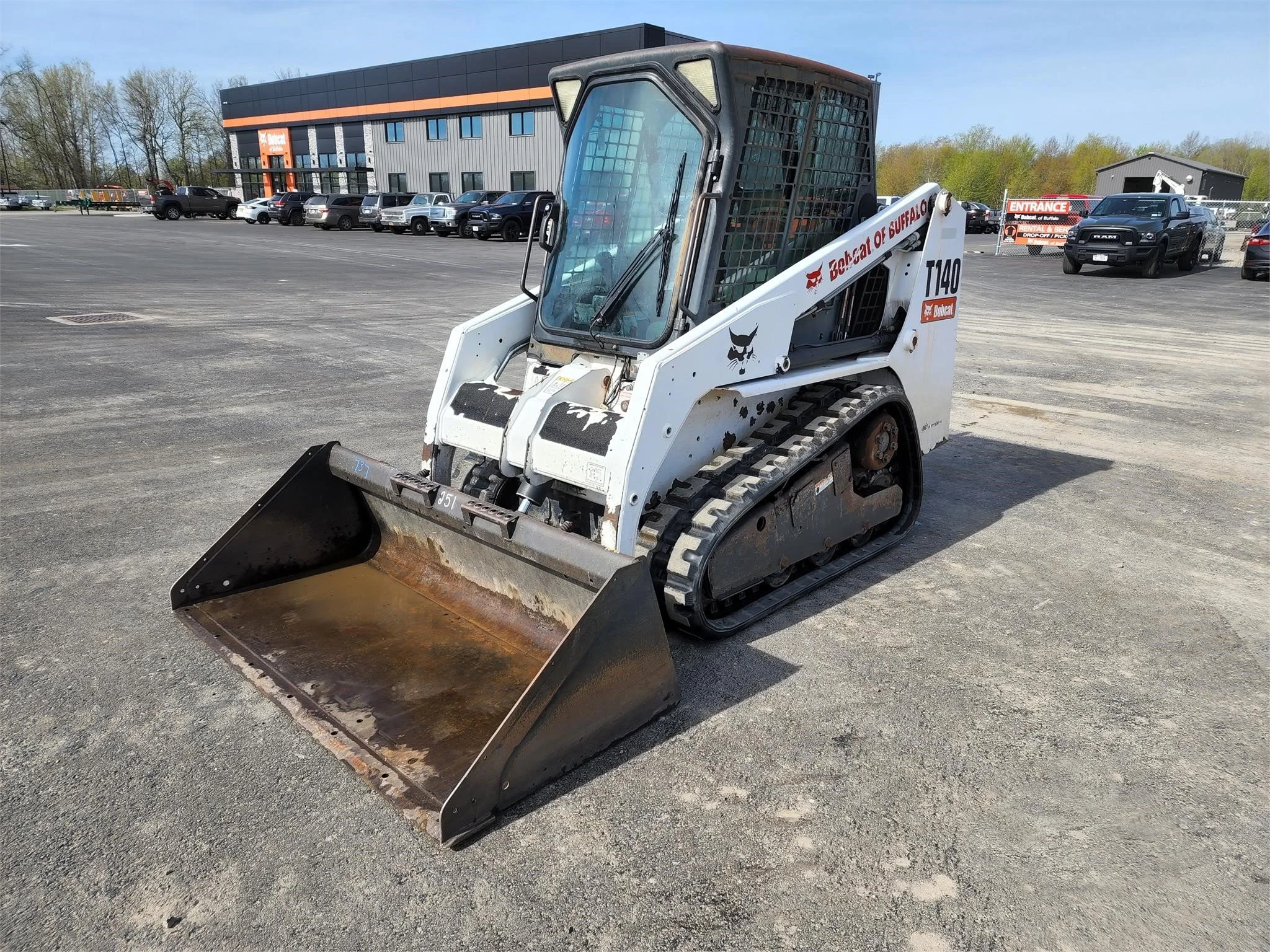 Б/у мини-погрузчики BOBCAT T140 для продажи в отличном состоянии Подержанный мини-погрузчик из