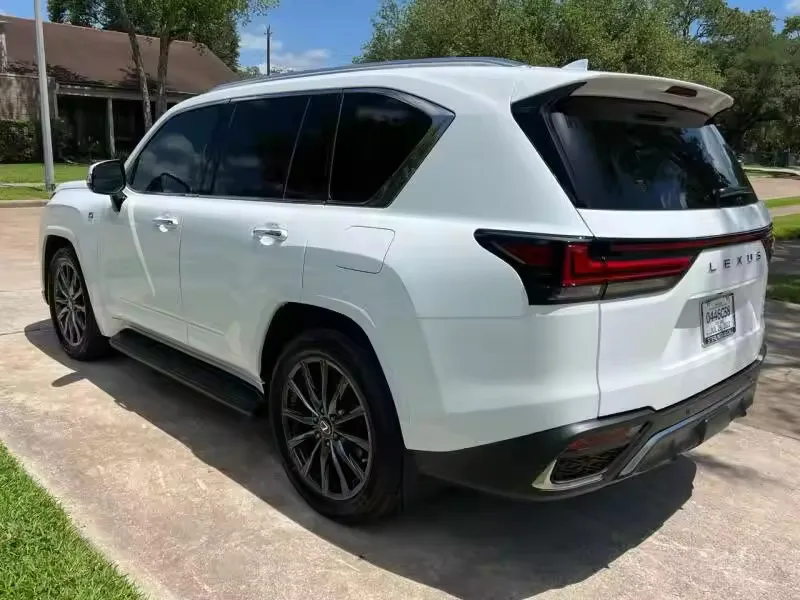 2022 тока Lexus LX 600 AWD F Спортивная обработка 4dr SUV 19 миль