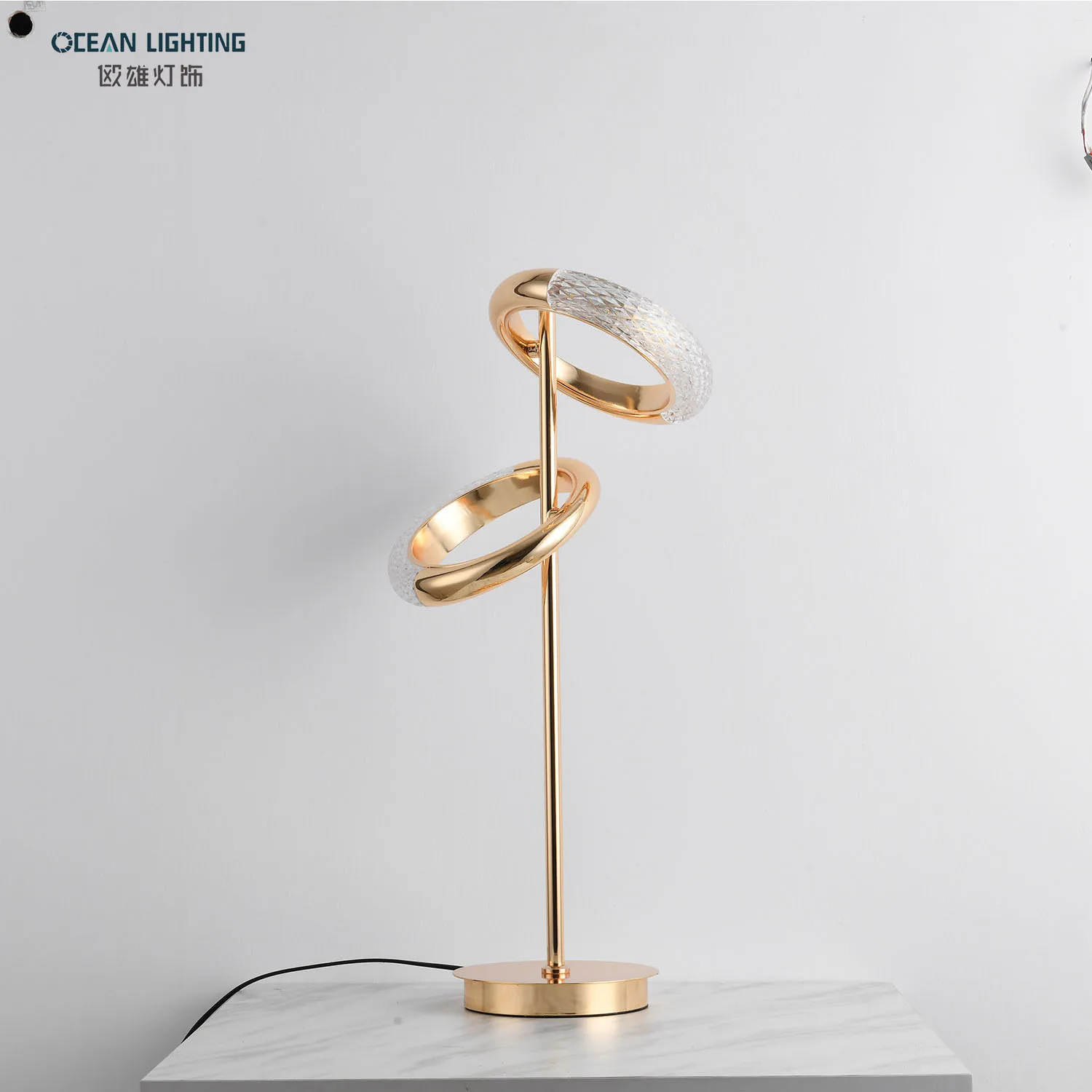 Hot Selling Round Ring Table Light Living Room LED Living Room Table Lamp