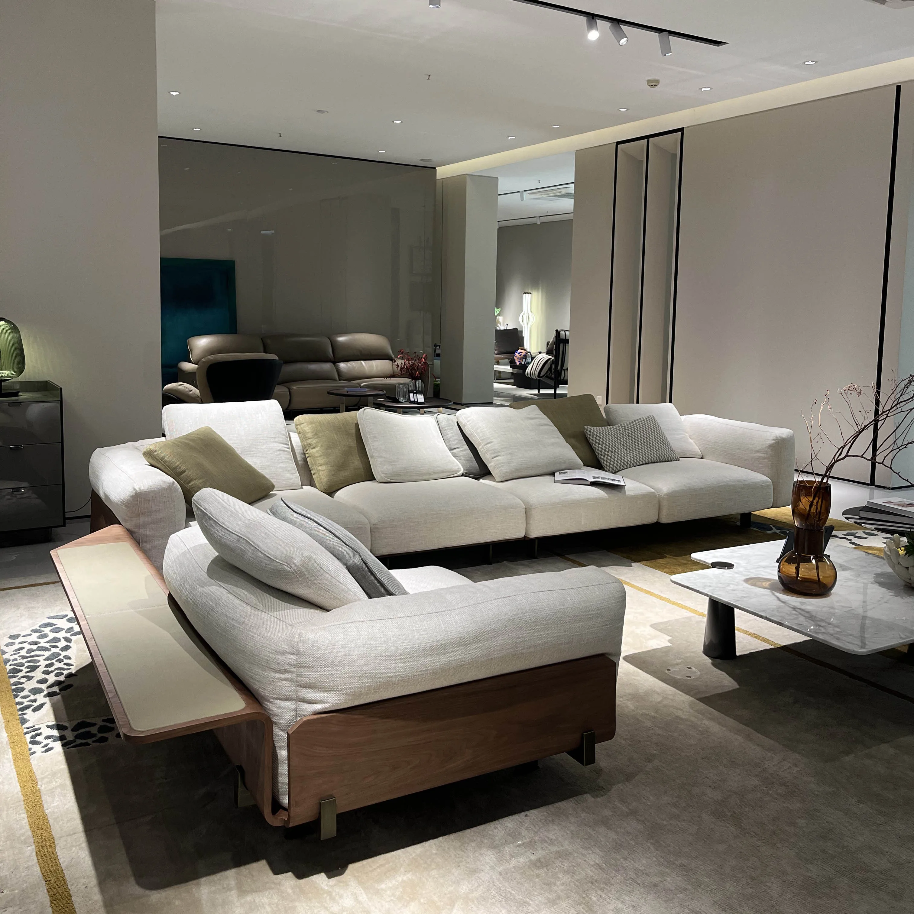 Nordic Modern Fabric Modular Sofa Set Luxury Sofa Set Furniture American Corner Sectional Sofa with Marble Coffee Table