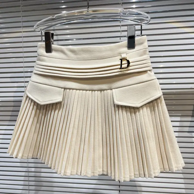 Wholesale 2021 Winter New Design Letter Metal Skirt Office Lady Woolen Pleated Skirt Street Style Sexy Thick Mini Pettiskirt