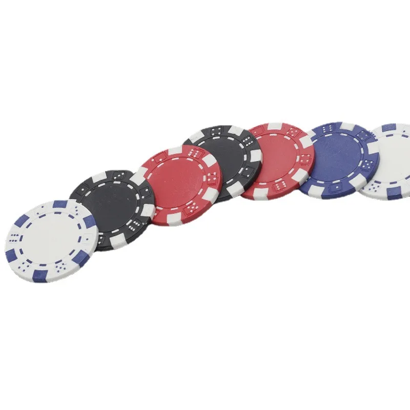 Low Price 300-Piece Poker Set with Aluminum Carrying Case & Professional Weight Chips Plus 5 Poker Dice, Casino Game for Adults
