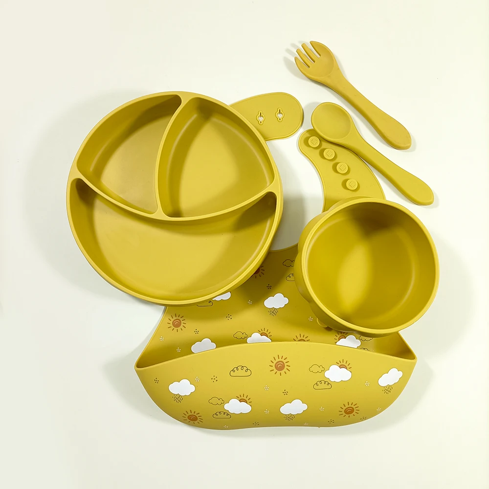 5PC set Toddler Silicone Baby Feeding Set Pattern Bib Pumpkin Plate With Spoon And Fork Infant Tableware Kit Newborn Baby Gift