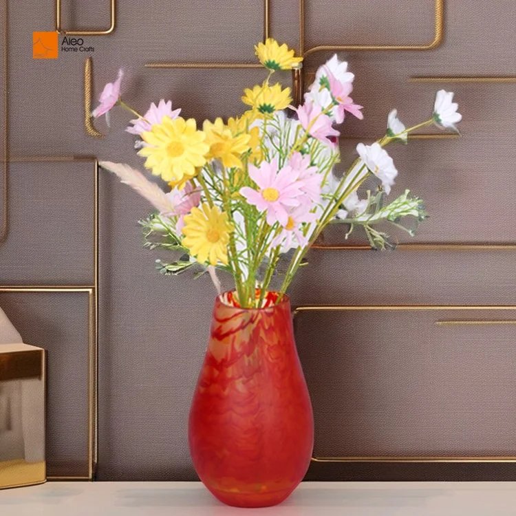 Hot Selling Elegant Customized Vintage Minimalist Red Swirl Resin Vase Floor Vase Wedding Home Office Decoration Various Colors