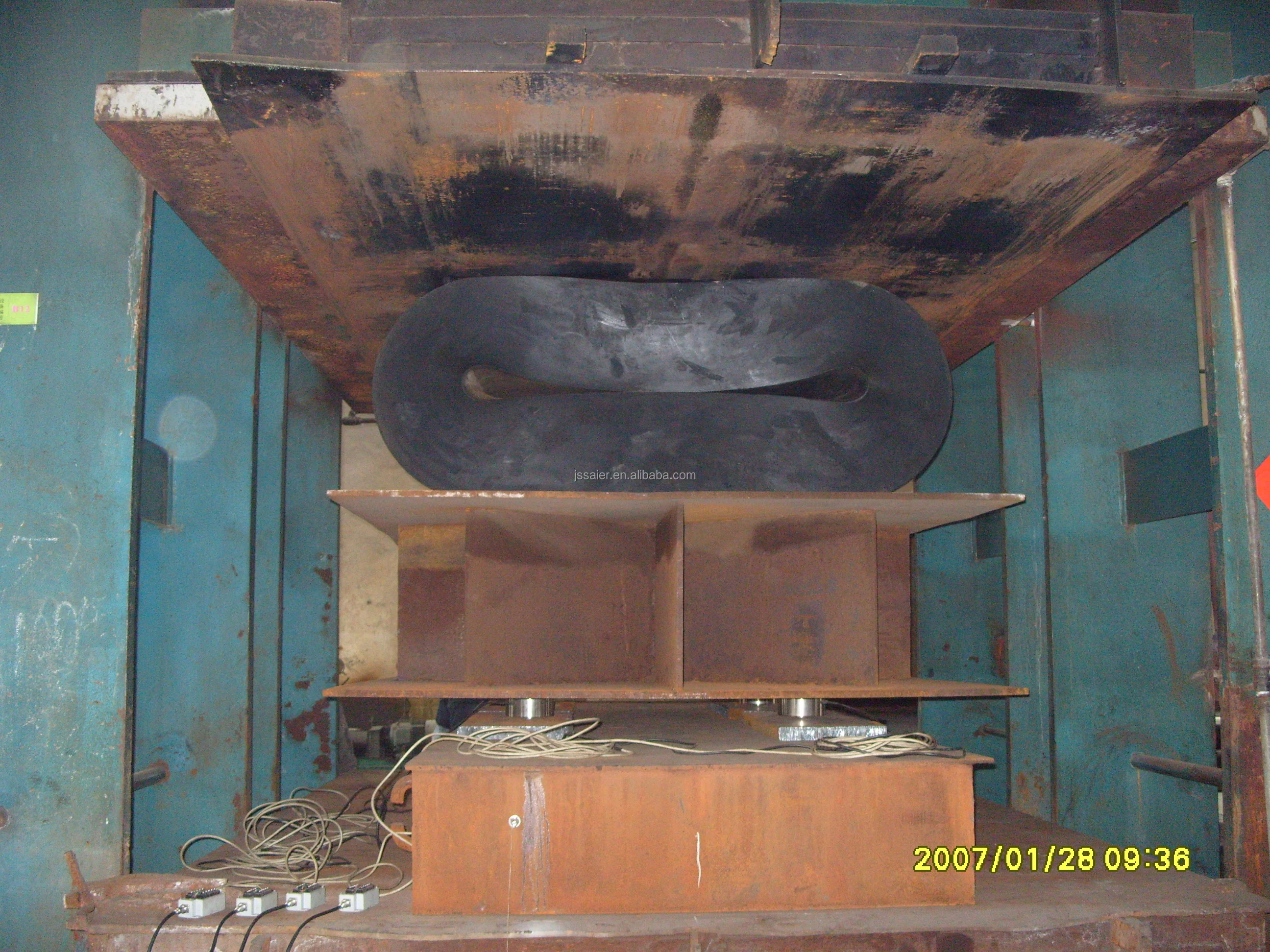 Y300 d = 300 мм, L = 500-5500 мм, китайские профессиональные морские детали, цилиндрическое резиновое крыло