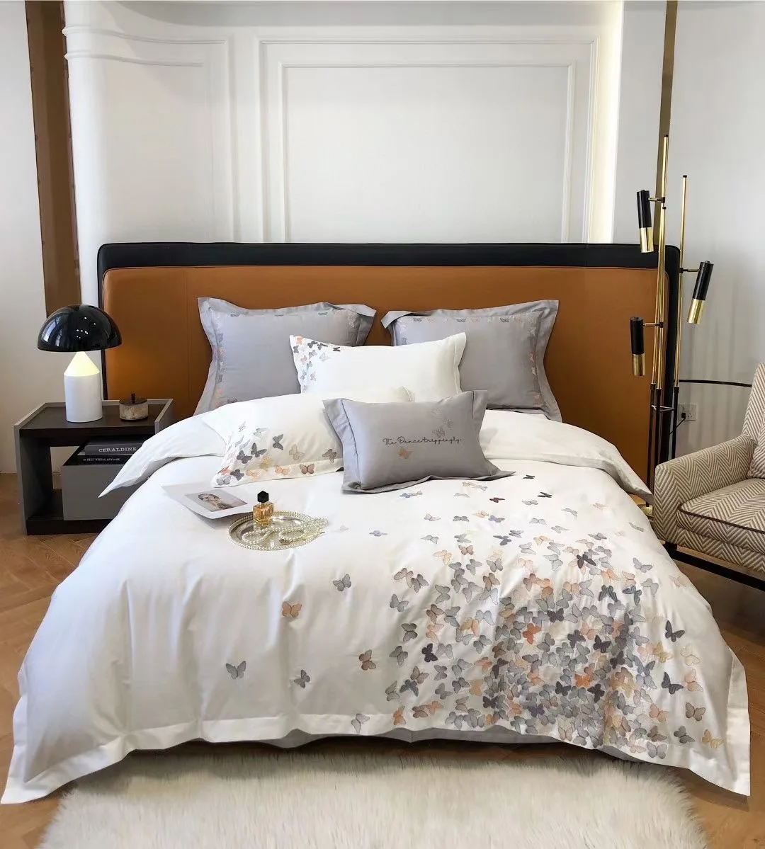 Butterflies Embroidery Cotton 60S King Size Bedding Set Luxury New Fashion Embroidery Bed Sheet