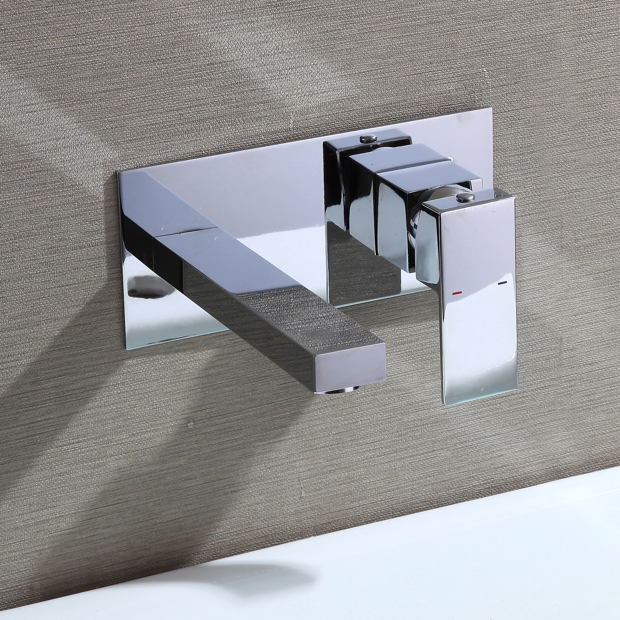 Single handle wall faucet mixer in square shape for bathtub