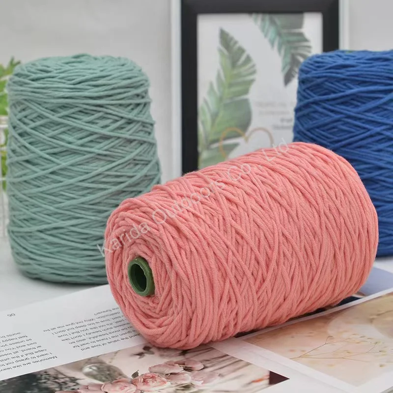2024 hot sale good performance dyed customized chunky yarn 100% acrylic for tufting gun making rugs