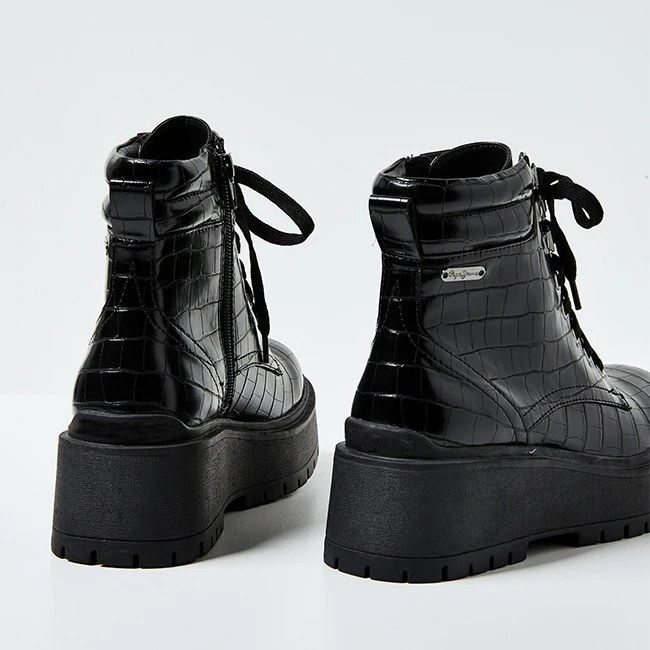 Customization Lace Up Zipper Up Round Toe Black Stone Texture Material Punk Style Women Chunky Platform Sole Combat Woman Boots