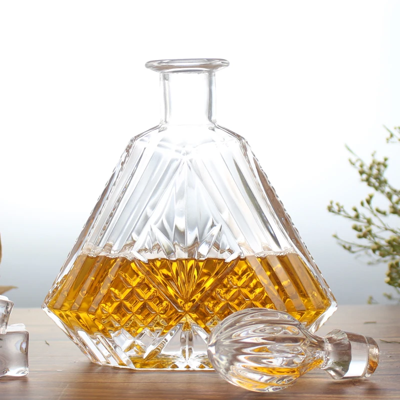 decanter set whiskey with 2 glasses customised decants decanter set with decal