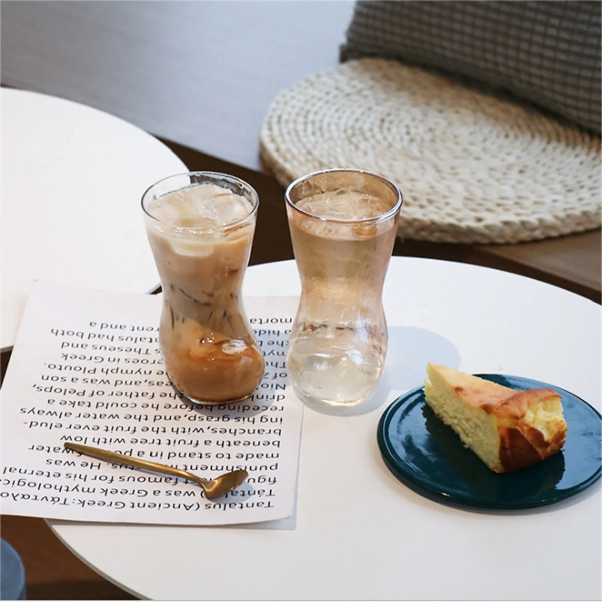 2023 Hot Sale New Korean Style Creative Clear Boot Shoes Shape Wine Glass Cocktail Glass Beer Glass Cups