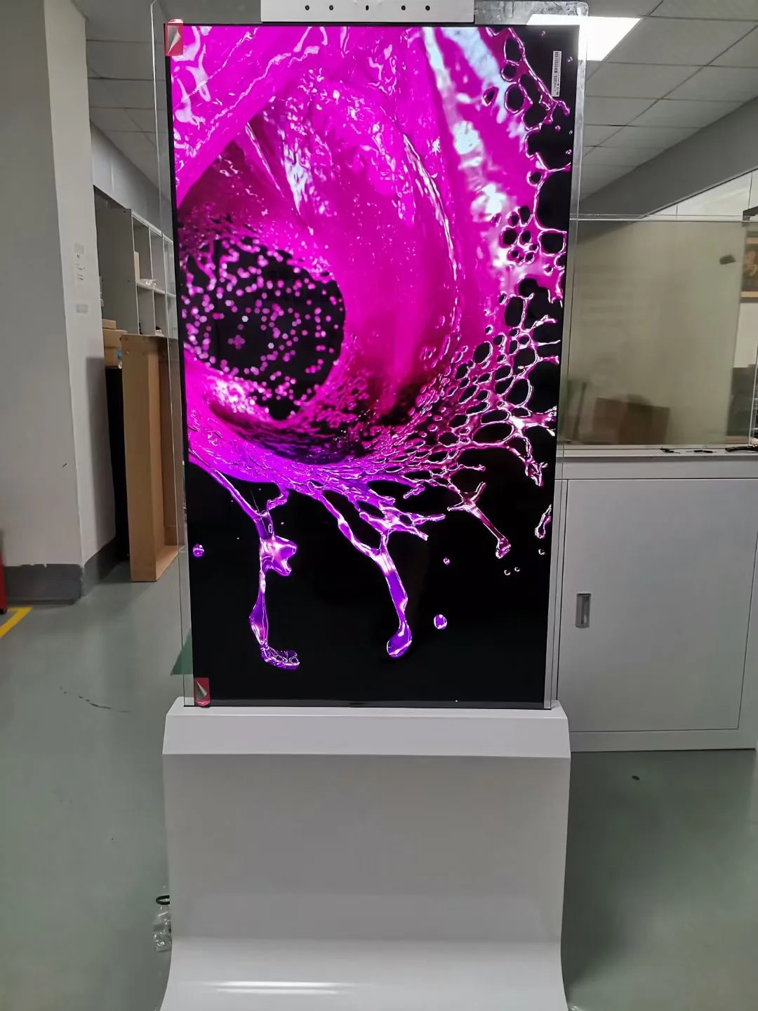 Indoor Advertising Signboard Interactive Smart kiosk 55inch Vertical Dual System Android Windows OLED Touchable display