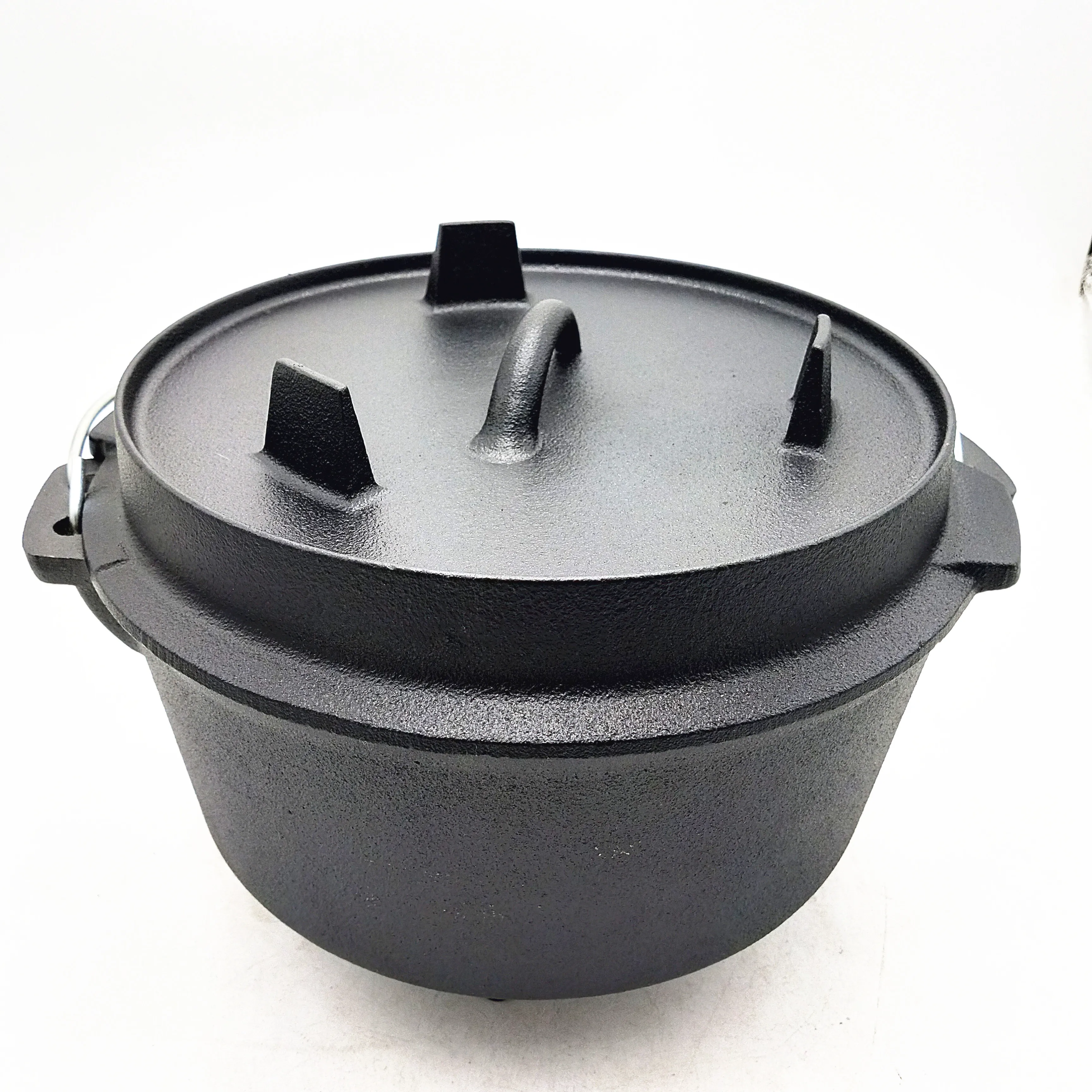 Kitchen Ware Non Stick Pre-seasoned Cast Iron Pot Dutch Oven Black Cookware Pot For Outdoor Picnic With Lid And Lapper