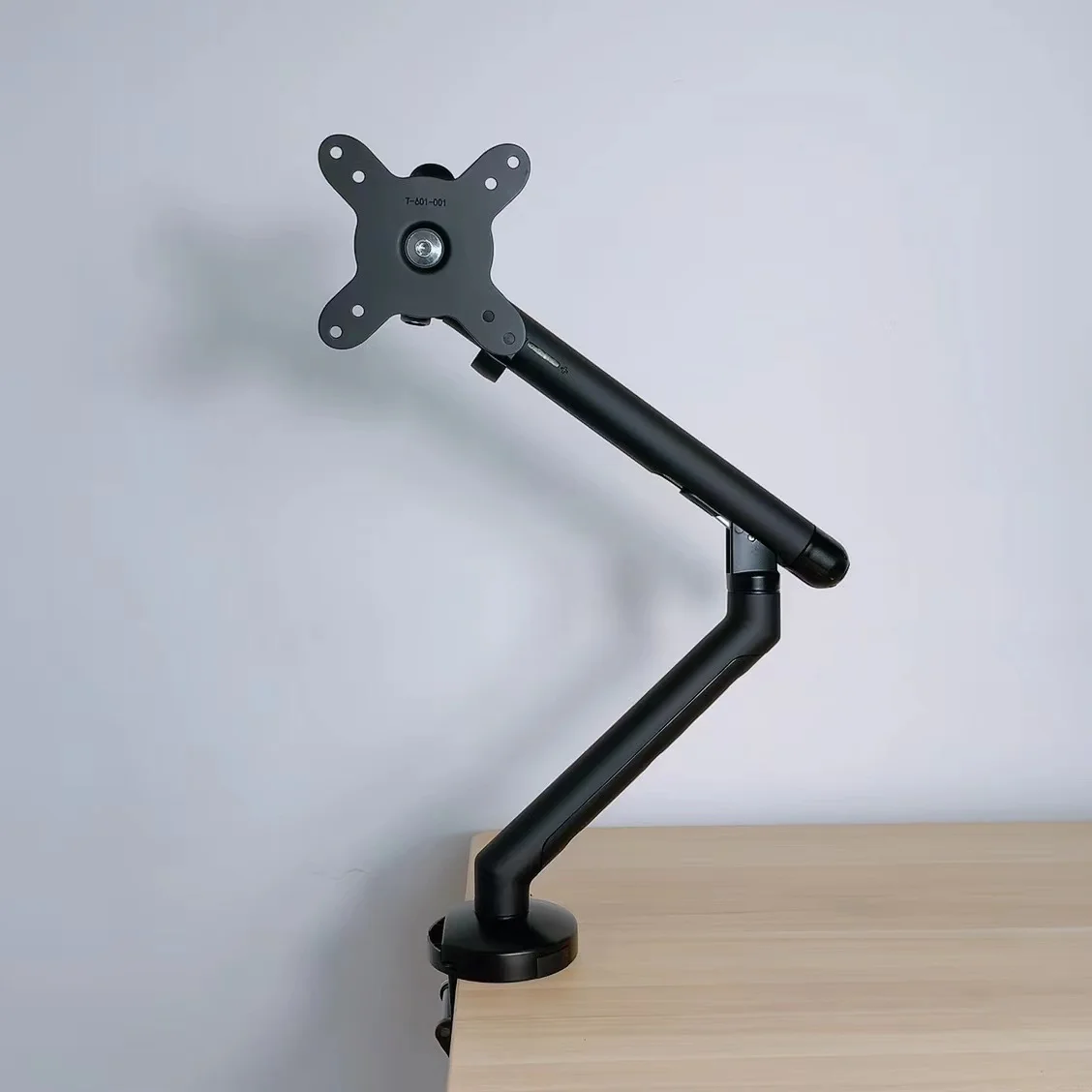 New USB Aluminum Computer Monitor Riser Stand Screen Rotation Angle Single Monitor Arm