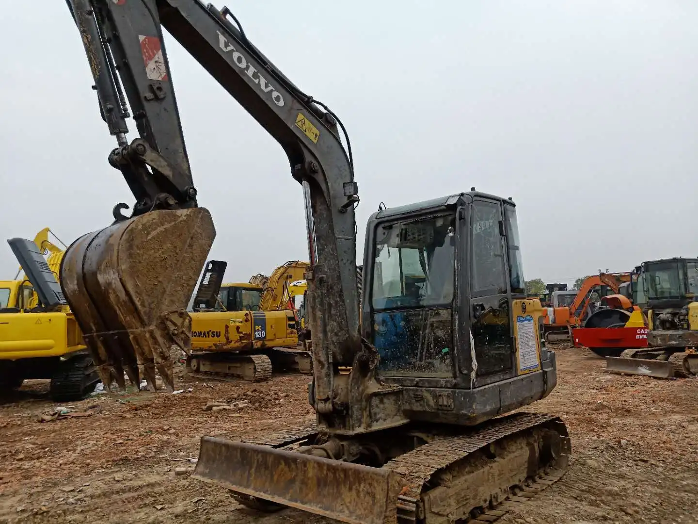 used Volvo EC60 excavator, original made in Korea, 85% new